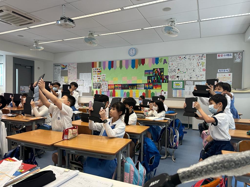 本頁圖片/檔案 - 小四電子教學