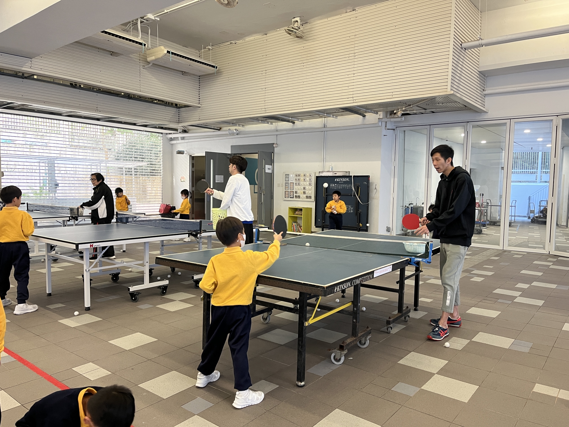 本頁圖片/檔案 - 乒乓球隊1