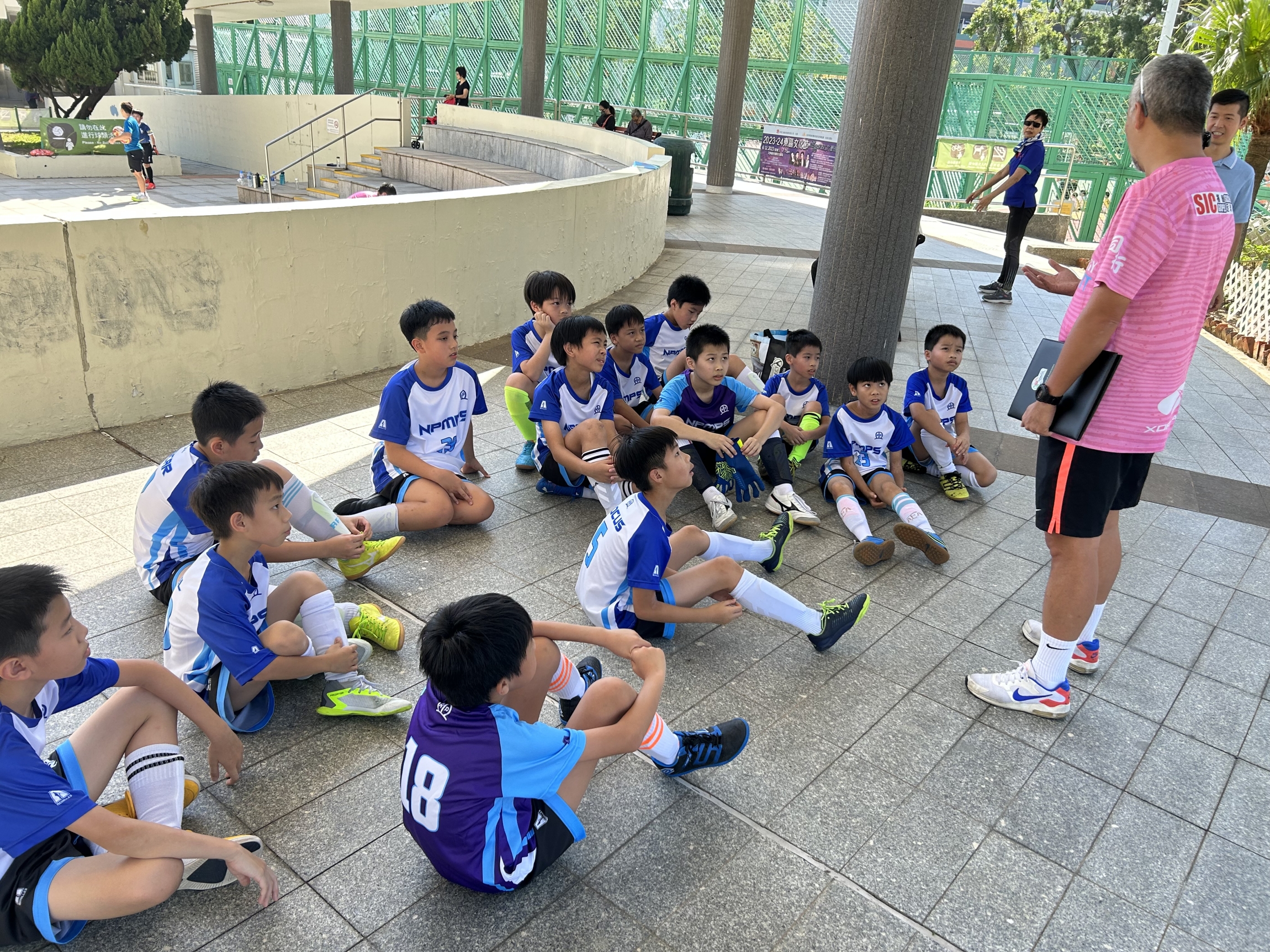 本頁圖片/檔案 - 足球隊1